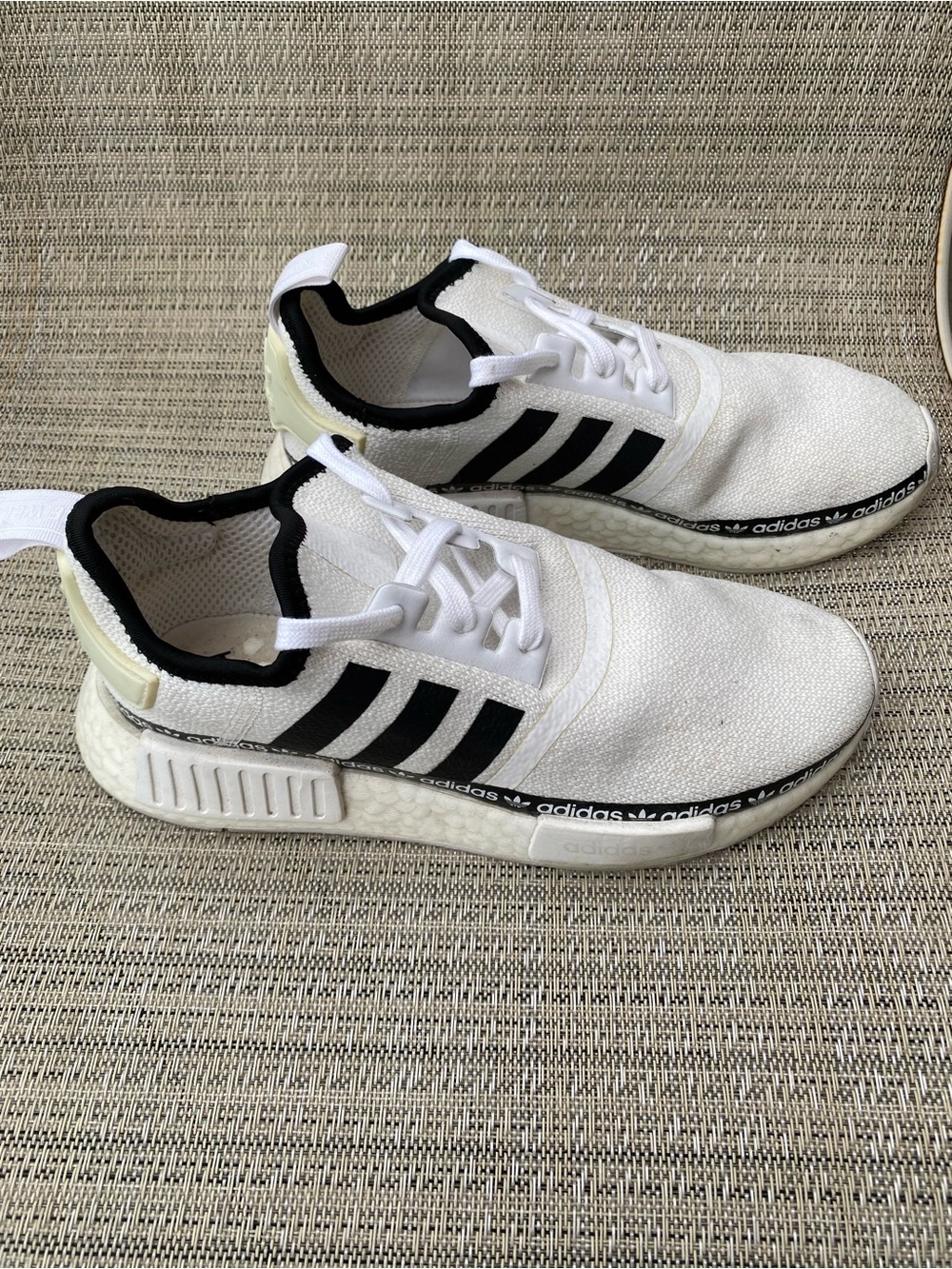 Adidas NMD R1 cloud white shoes size 6 women’s